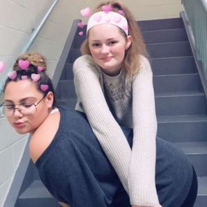 Meet your Posher, Bella